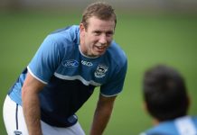 Stevie J still on crutches cats