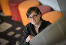 Search for invisibility: Deakin helps US Air Force