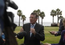 Lyons raps Napthine over Geelong’s Land 400 bid