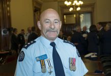 Barwon Prison guard earns bravery award