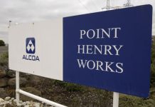 Alcoa: Politics clash over worker support …