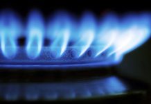 Fuel lobby: Keep open mind on fracking