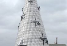 Christmas tree takes shape