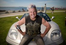 Lyons to race Ferrari on waterfront