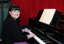 Opera singer’s community choir one out of the Box