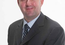 Abbott-gaffe candidate seeks to bridge gap with voters