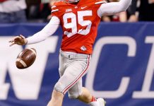 Geelong footballer punts on American fame