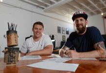 Zombies ‘shake cage’ with gong