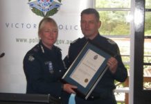 Stabbed cop gets top bravery award