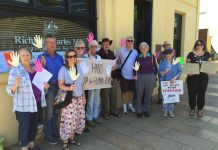 Asylum seeker activists target MPs