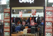 Jeep bogged as business collapses