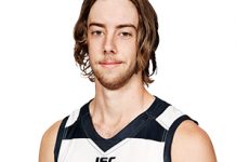 More knee woe for Cats