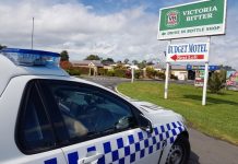 Gun claim as police swoop on hotel