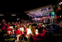 Quarter century of carols