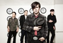 Grinners are winners with rock giants at Gateway