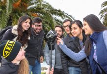 ‘Virtual Colombia’ on beach