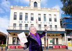 LyonsHotel_197014_02