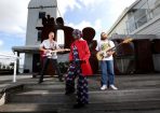 SurrSounds_268992_01.JPG