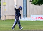 cricket_312070_06.JPG