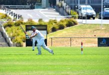 Seas stay on top of the table