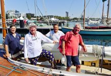 Festival held in scorching weather