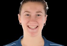 Hannah signs on for United