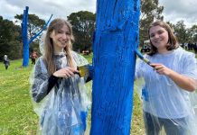 Deakin goes blue for mental health