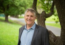 A compelling colonial tale