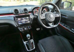 motoring_468393_03