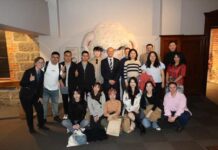 Wool museum host Chinese delegates