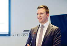 Council formalises alliances