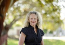 Amies calls time on genU