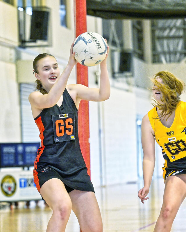 netball_477682_18