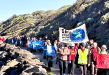 Walk supports refugees