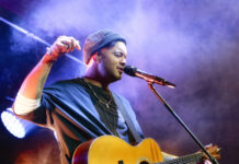 Hundreds swarm city for Guy