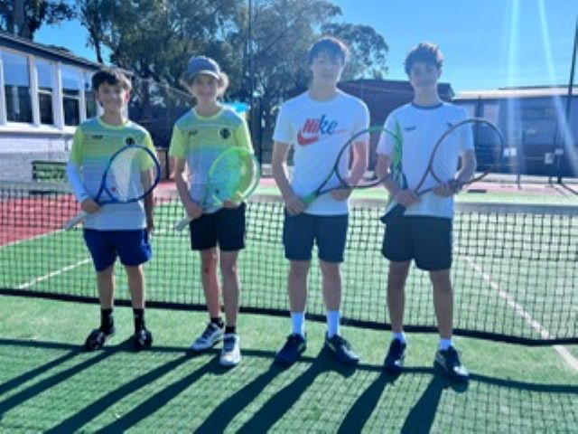 tennis_494366_01