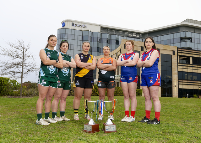 womenfooty_498131_07