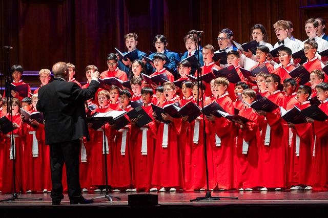 Choir_500976_01