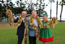 Floating Christmas tree is back