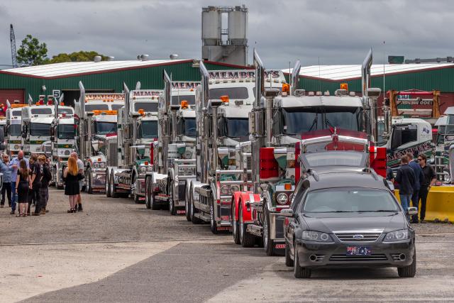 Convoy_381663_06