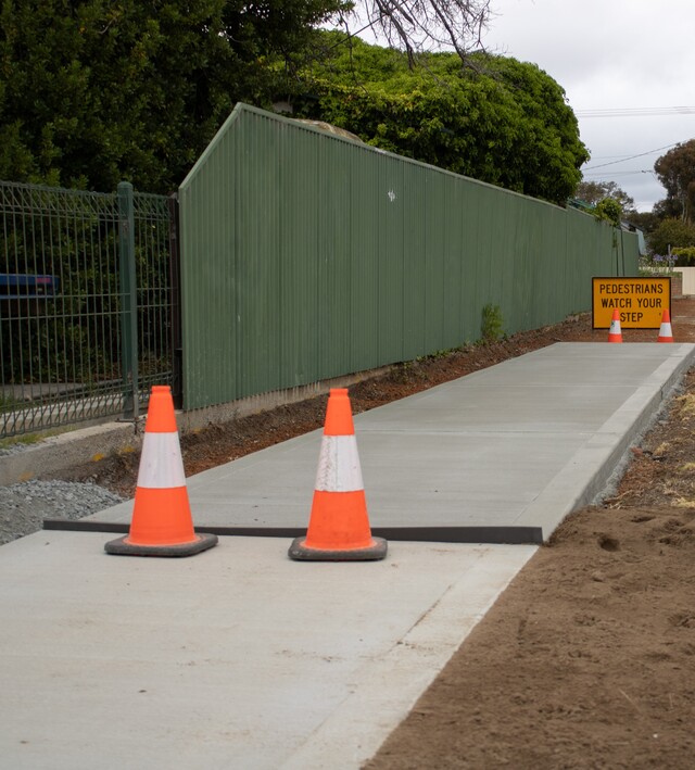 Footpath_477558_01