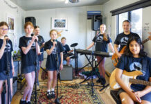 Rock out with the Night Howlers