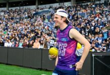 Holmes wins second Carji in a row