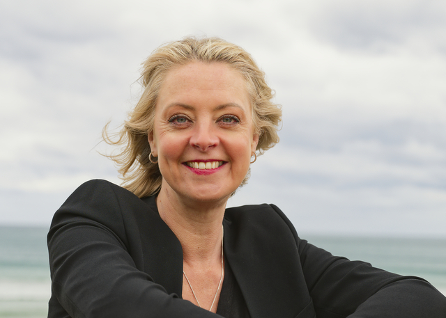 FridayFeat_506578_01