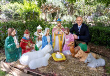 New surroundings for Christmas scene