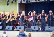 Park fills with Christmas cheer