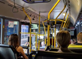 Improving regional bus networks