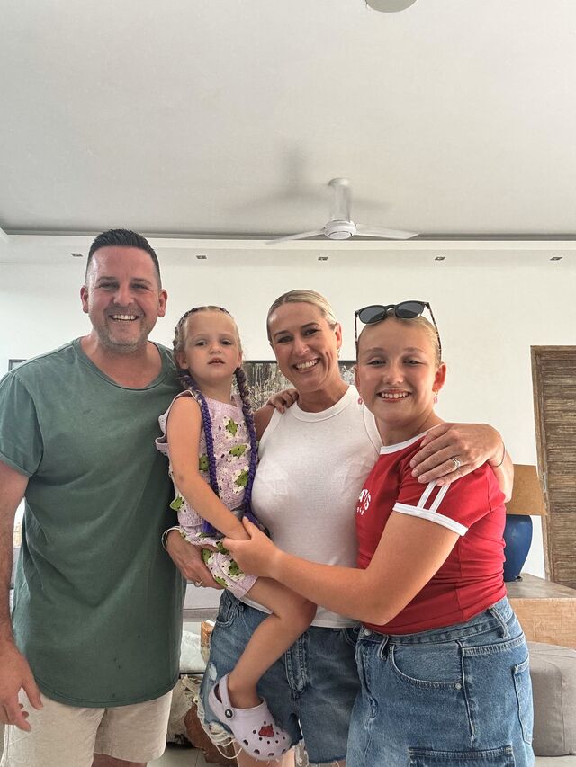 FridayFeat_468224_01