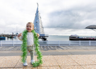 Floating tree to pack up for another year