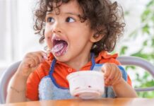 Toddler snacks on Australian supermarket shelves fail sugar recommendations